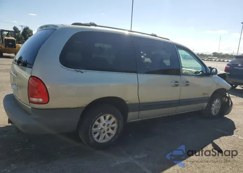 1999 Plymouth Grand Voyager Se z USA, uszkodzony, nr VIN 2P4GP44G0XR304112